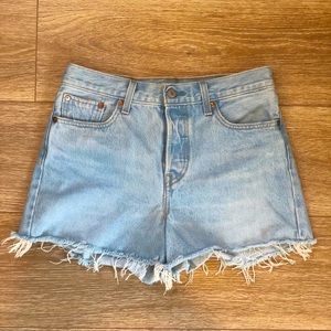 Levi’s Wedgie Short